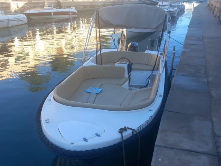 Pronajmout si Marion 500 classic v Palma de Mallorca