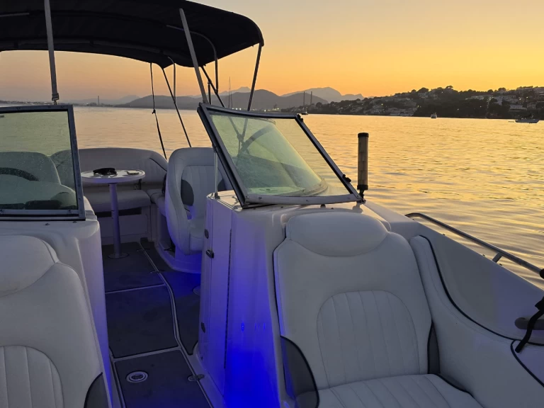 Pronajmout Motorová loď se skipperem či ne Monterey v Port d'Alcudia