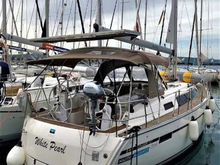 Pronájem jachty v Biograd Na Moru -Bavaria Cruiser 37 na Samboatu