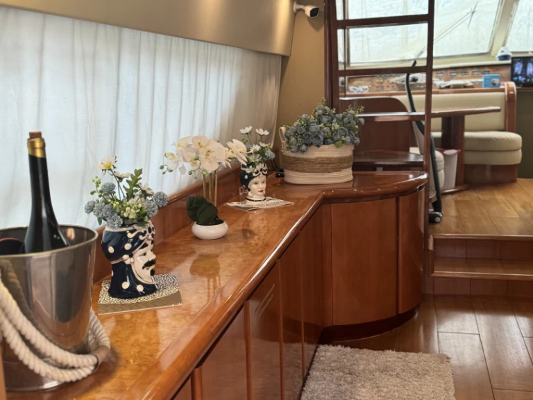 Pronájem lodi Antango Ship 62 Fly  v Palermo na Samboatu