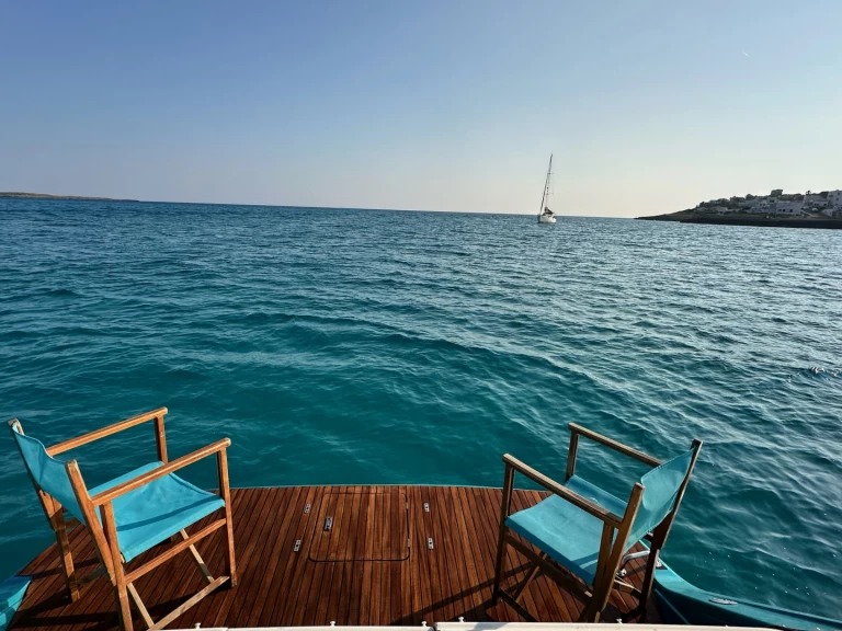 Pronájem lodi Mahon lákavé ceny Riviera IV