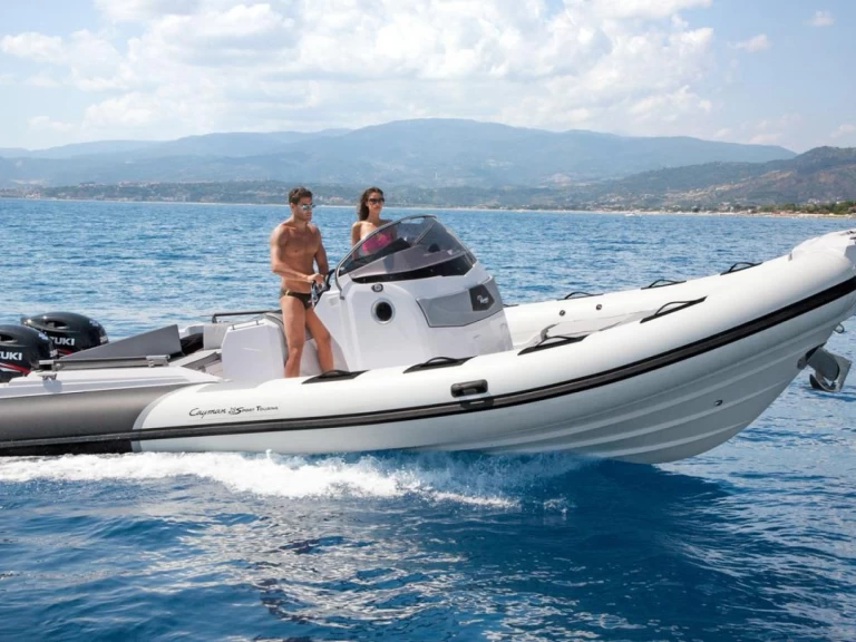 Pronájem Polotuhá loď Ranieri s licencí