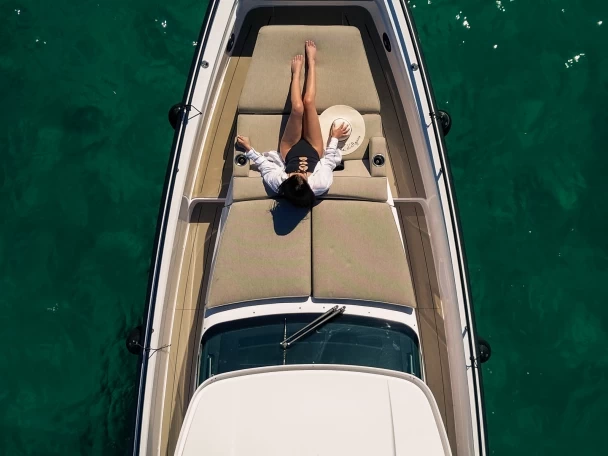 Pronajmout Motorová loď se skipperem či ne Axopar v Port du Lavandou