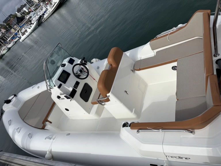 Pronájem lodi La Trinité-sur-Mer lákavé ceny Medline 6.8