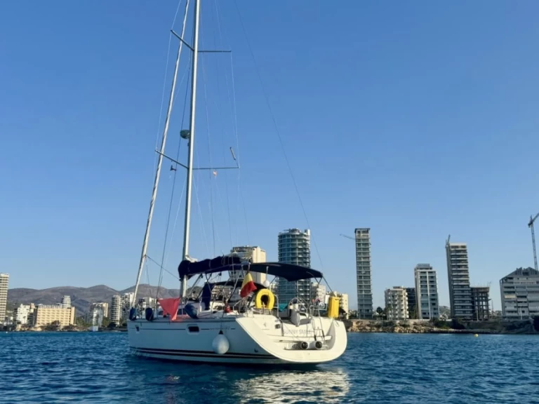 Pronájem lodi Jeanneau Sun Odyssey 42i v Torrevieja na Samboatu