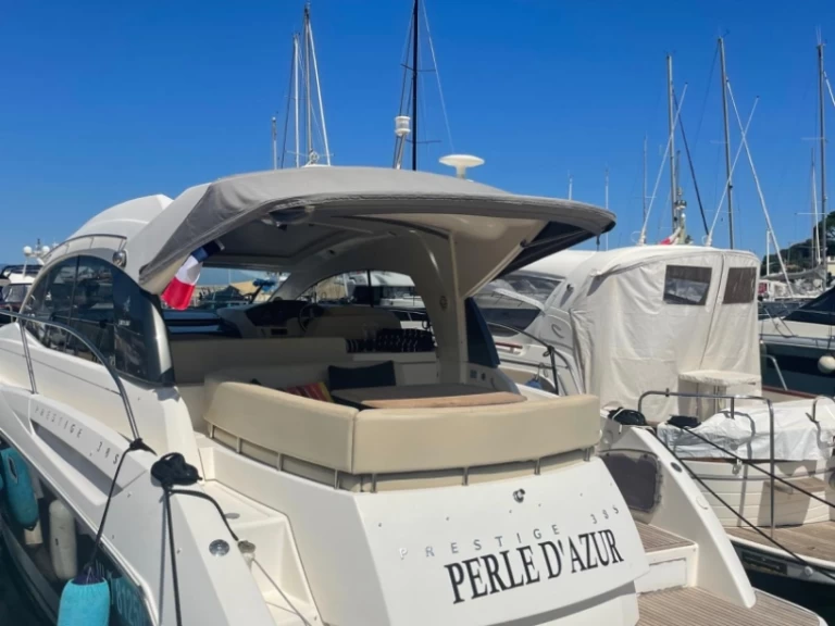 Motorová loď k pronájmu v Port de Saint Jean Cap Ferrat za nejlepší cenu