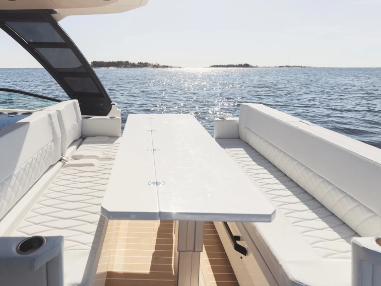 Pronájem jachty v Split -Saxdor Saxdor 320 GTO na Samboatu