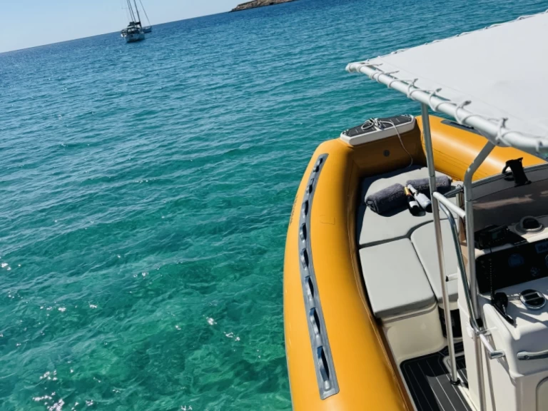 Pronájem lodi SEVEN FIFTY  400 v Sant Antoni de Portmany na Samboatu