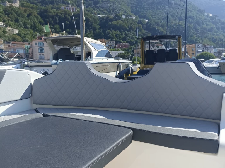 Pronájem lodi Castellammare di Stabia lákavé ceny Italmar Cabin 24