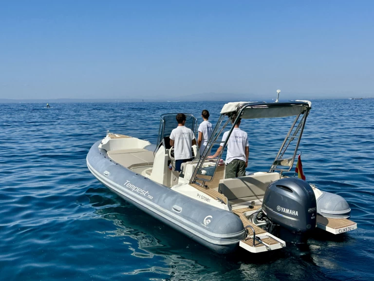 Pronájem jachty v Roses -Capelli Tempest 700 na Samboatu