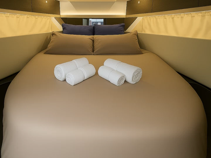 Jeanneau Merry Fisher 1095 Fly jednotlivci a charterové společnosti v Talmont-Saint-Hilaire