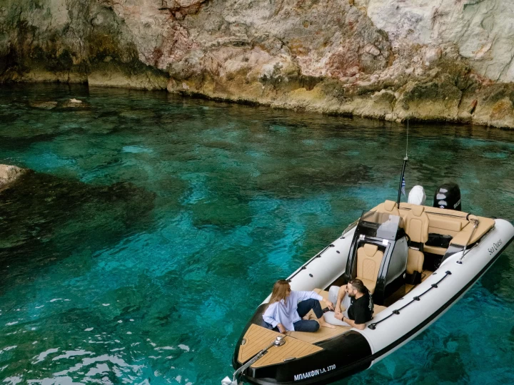 Pronájem lodi Sifnos lákavé ceny 760