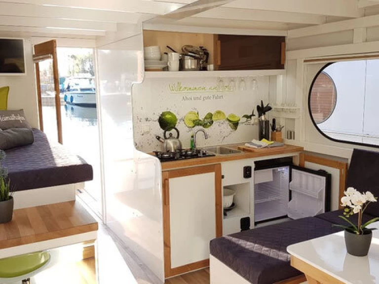 Pronájem jachty v Zehdenick -Hausboot Hausboot Valencia na Samboatu