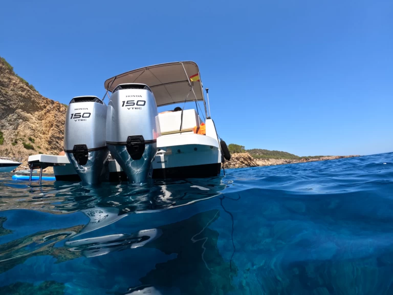 Zephyr Zephyr 800 jednotlivci a charterové společnosti v Santa Eularia des Riu