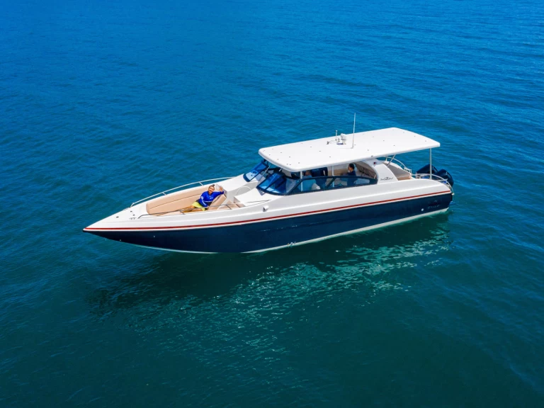 Pronajmout si SEAT SB399 v Bo Put