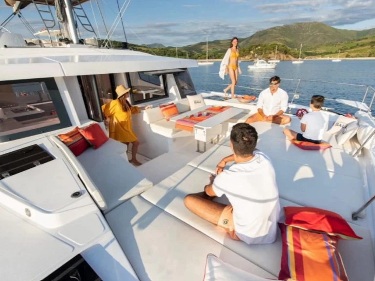 Pronájem lodi Bali Bali 4.6 v Cannes na Samboatu