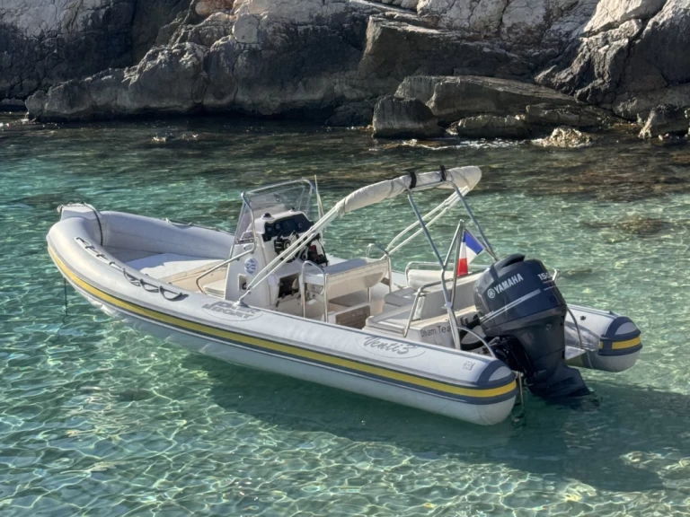 Pronajmout Polotuhá loď se skipperem či ne Joker Boat v Bormes-les-Mimosas