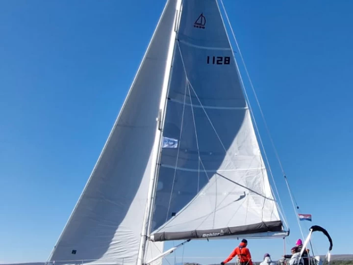 Pronájem lodi Punat lákavé ceny Dehler 38 SQ