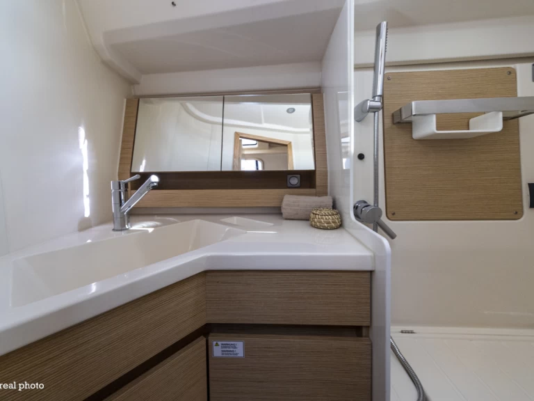 Plachetnice k pronájmu v Cannigione za nejlepší cenu