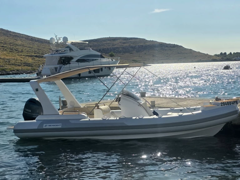 Pronajmout Polotuhá loď se skipperem či ne SeaScent v Lukoran