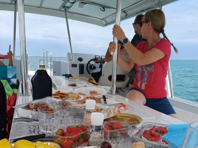 Pronájem lodi Lagoon 33 solar v Caorle na Samboatu