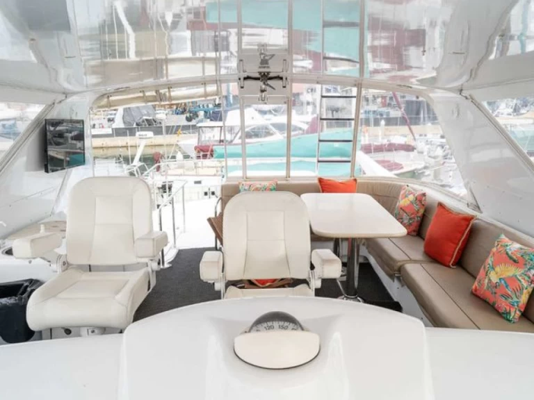 Pronájem jachty v Marina Del Rey -Custom 65 Motor Yacht na Samboatu