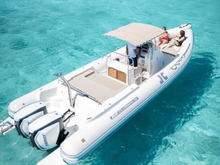 Pronajmout si Joker Boat Clubman 30 v La Maddalena