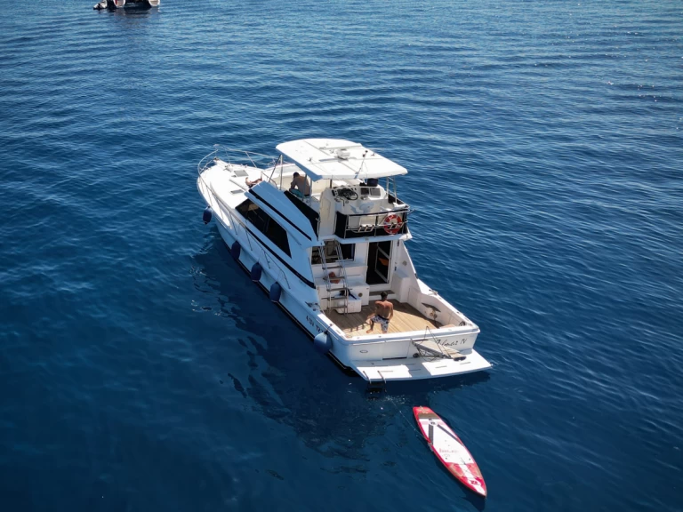 Pronájem jachty v Alassio -Riviera 43 open flybridge  na Samboatu