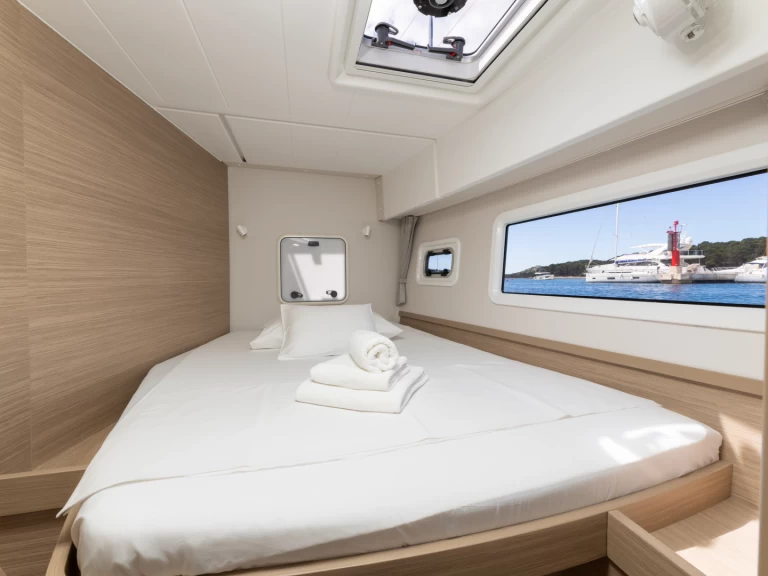 Pronájem lodi Rogoznica lákavé ceny Lagoon 42 Millenium