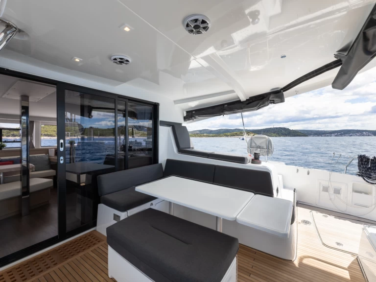 Pronájem lodi Lagoon Lagoon 42 Millenium v Rogoznica na Samboatu