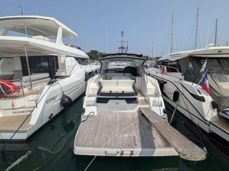 Pronájem Motorová loď v Antibes -Galeon Galeon 405 HTL