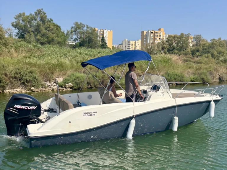 Pronájem lodi Carnon-Plage lákavé ceny Activ 675 Sundeck