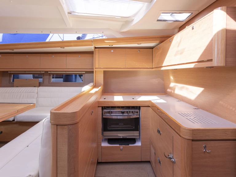 Plachetnice k pronájmu v San Vincenzo za nejlepší cenu