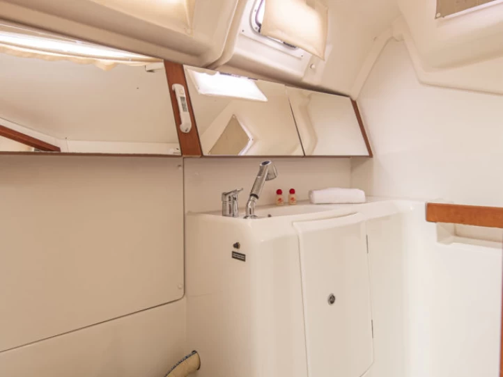 Pronájem jachty v San Vincenzo -Bénéteau Oceanis 34 na Samboatu