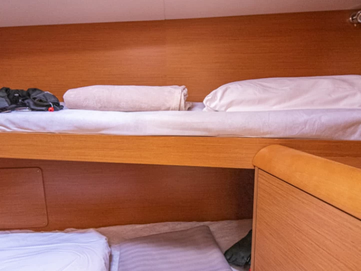 Pronájem jachty v San Vincenzo -Jeanneau Sun Odyssey 439 na Samboatu