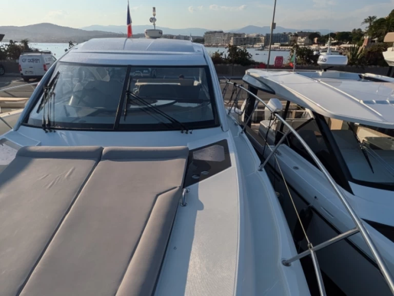 Pronájem lodi Monako lákavé ceny 42