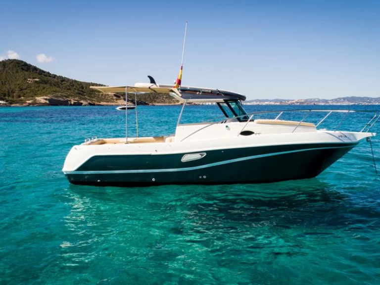 Pronajmout si Faeton Faeton 780 Moraga v Ibiza Town