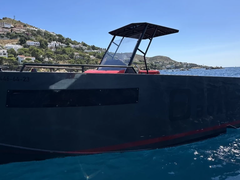 Pronajmout si BravaBoats BA 75 v Roses