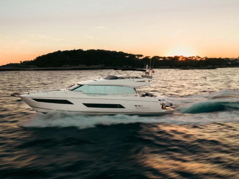 Jachta k pronájmu v Amalfi  za nejlepší cenu