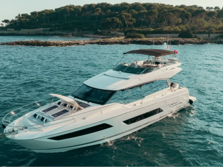 Pronájem Jachta v Amalfi  -Prestige 680S