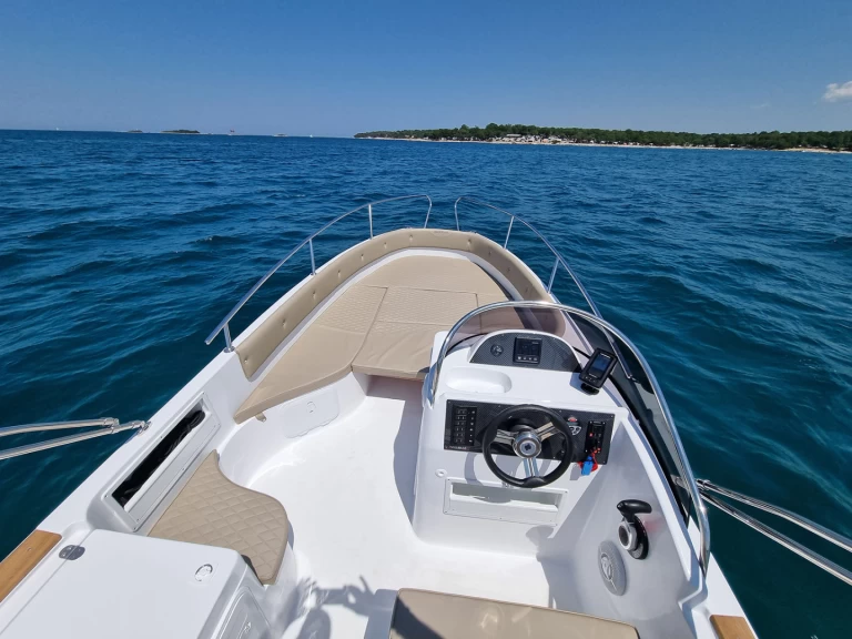 Marinello Eden 22 jednotlivci a charterové společnosti v Funtana-Fontane