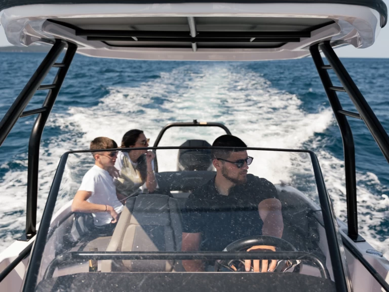 Axopar 22 T-TOP jednotlivci a charterové společnosti v Zadar