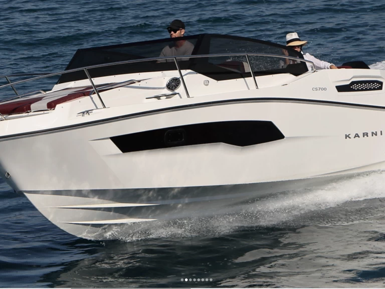 Pronajmout si Karnic 700 HT v Sant Antoni de Portmany