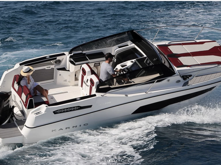 Pronájem lodi Sant Antoni de Portmany lákavé ceny 700 HT