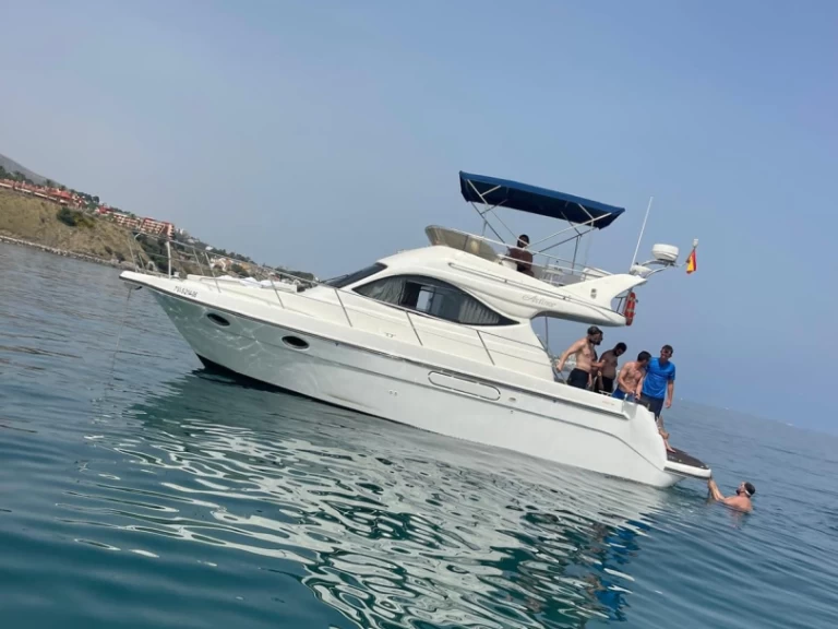 Pronájem lodi ASTINOR Astinor 34 Cruiser v Fuengirola na Samboatu