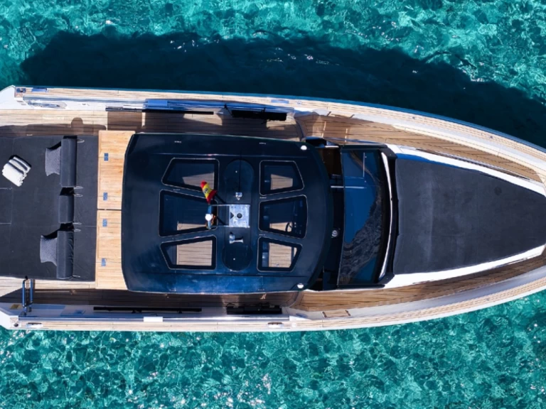 Pronajmout si Fjord Fjord 44 Open v Ibiza Town