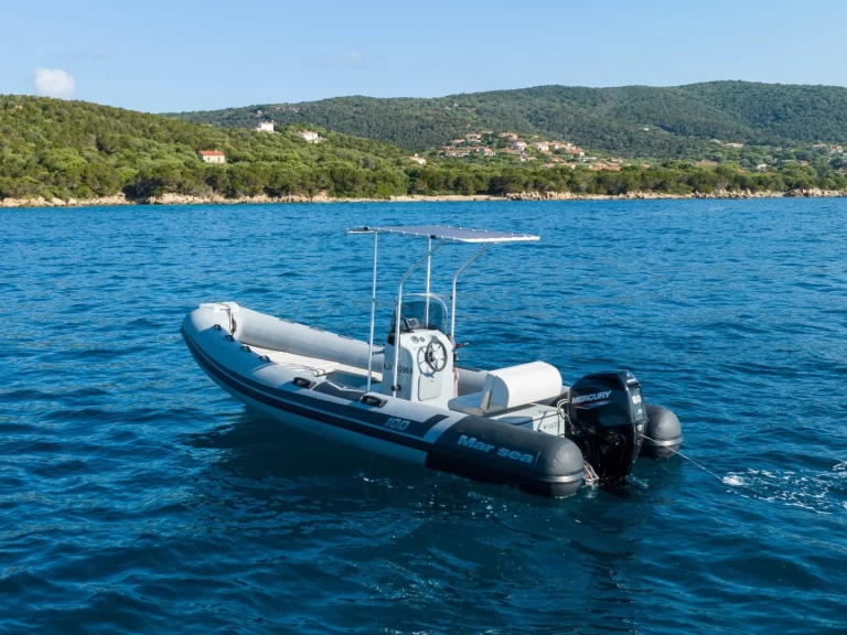 Pronajmout si Marsea Marsea SP 100 v Porto Pollo