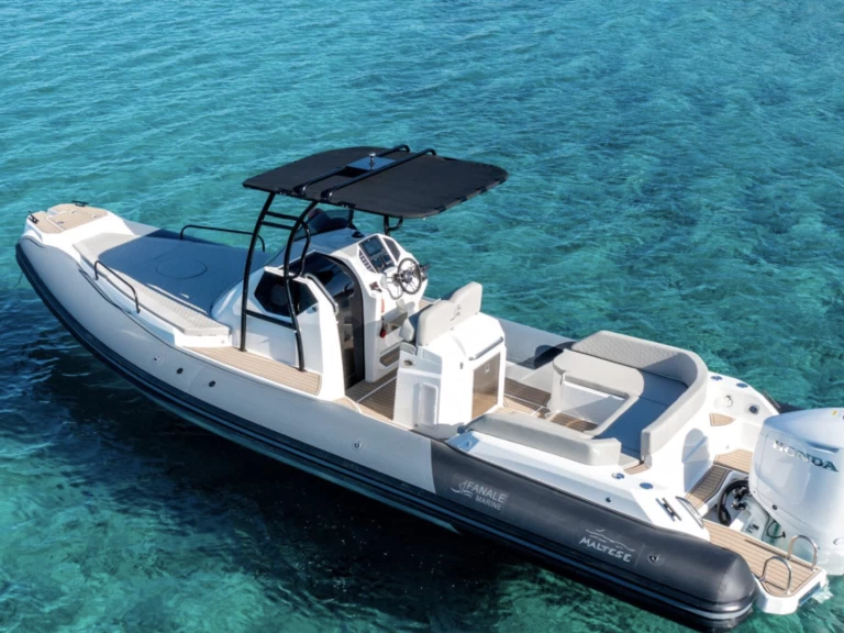 Pronajmout Polotuhá loď se skipperem či ne Fanale marine  v Porto Pollo