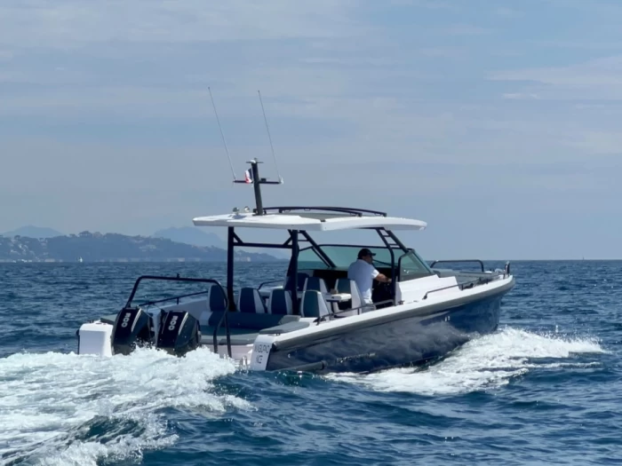 Pronájem jachty v Port Grimaud -Axopar Axopar 37 Sun-Top na Samboatu