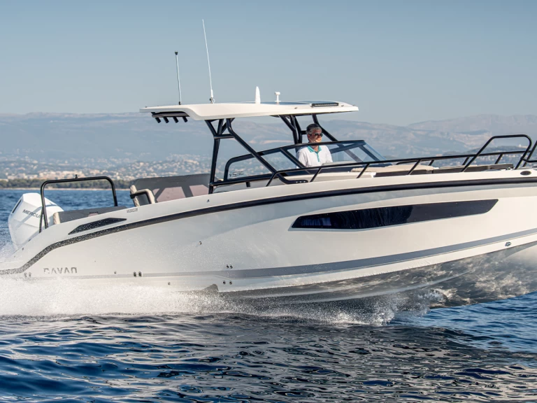 Pronájem lodi Navan S30 v Cannes na Samboatu